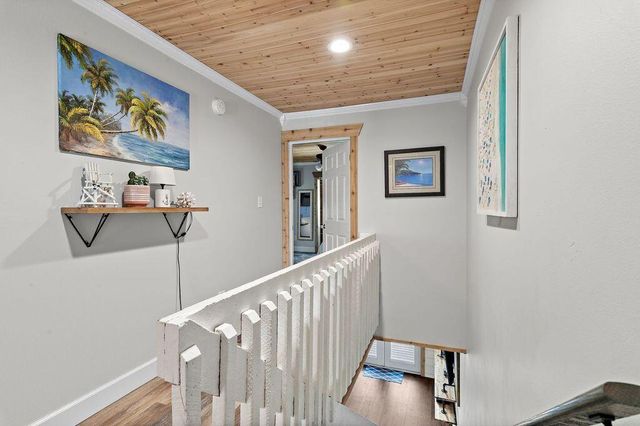 11 Gulf Breeze Court, Destin, FL 32541