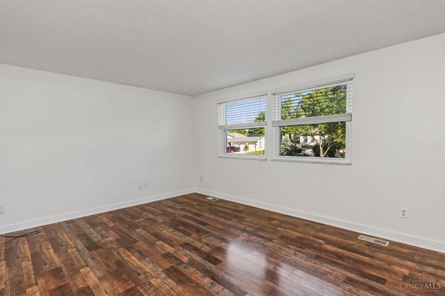 4254 Fox Hollow Drive, Blue Ash, OH 45241