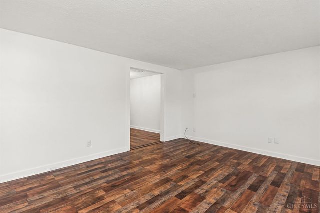 4254 Fox Hollow Drive, Blue Ash, OH 45241