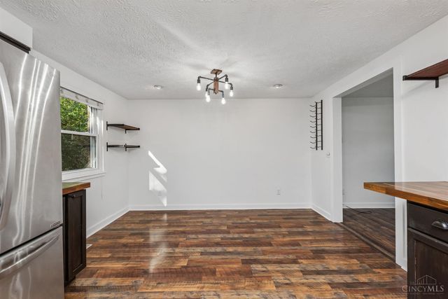 4254 Fox Hollow Drive, Blue Ash, OH 45241