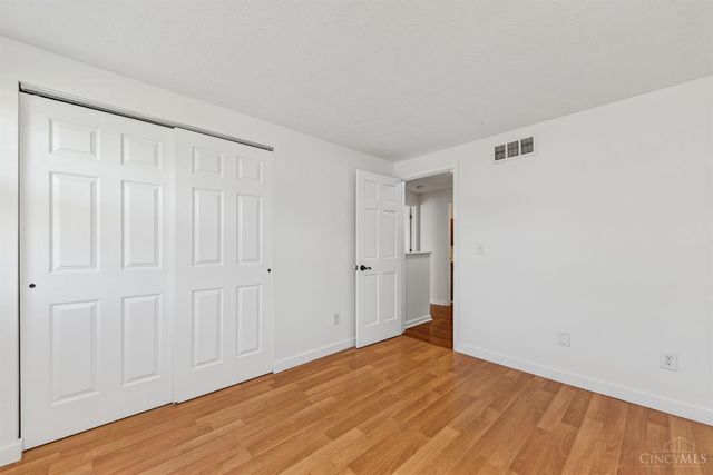 4254 Fox Hollow Drive, Blue Ash, OH 45241