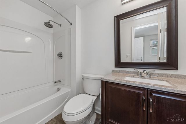 4254 Fox Hollow Drive, Blue Ash, OH 45241