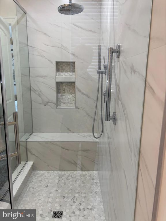 Image 22 of property listing at 608 PONTE VILLAS N #170, Baltimore, MD 21230