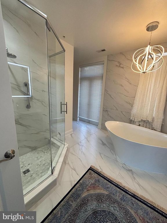 Image 24 of property listing at 608 PONTE VILLAS N #170, Baltimore, MD 21230