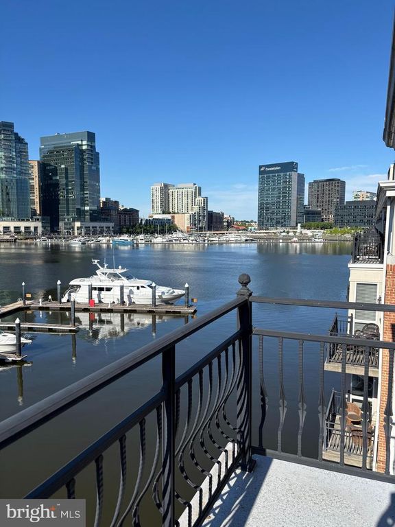 Image 37 of property listing at 608 PONTE VILLAS N #170, Baltimore, MD 21230