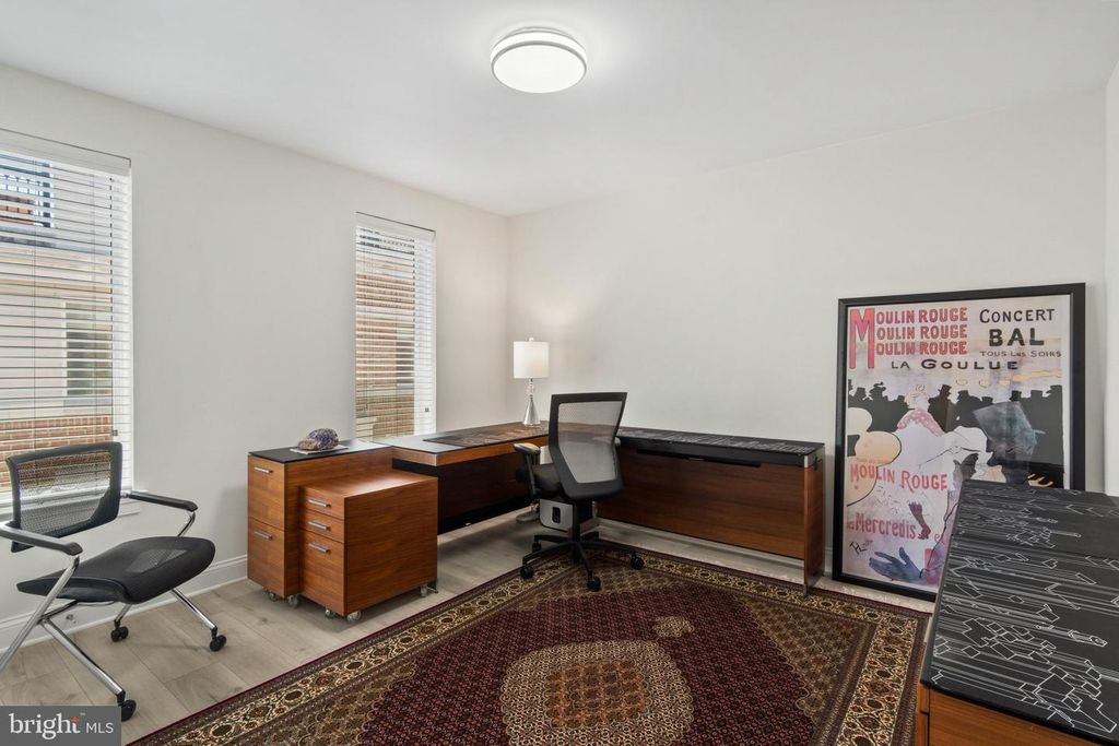 Image 8 of property listing at 608 PONTE VILLAS N #170, Baltimore, MD 21230