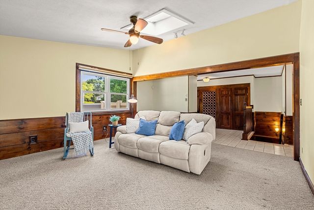 173 Florence Rd, Lowell, MA 01851
