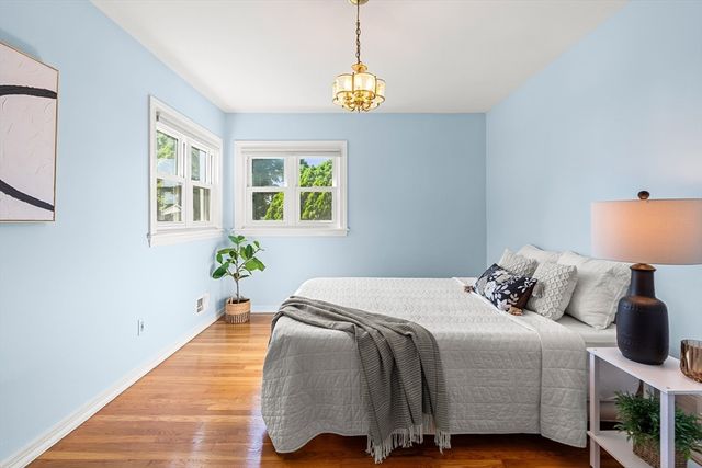 173 Florence Rd, Lowell, MA 01851