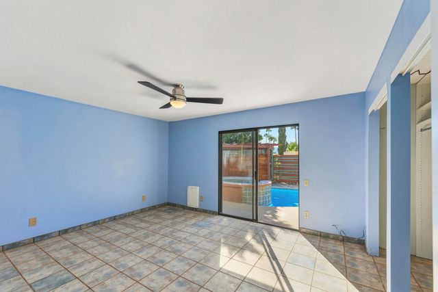 1351 E Luna Way, Palm Springs, CA 92262