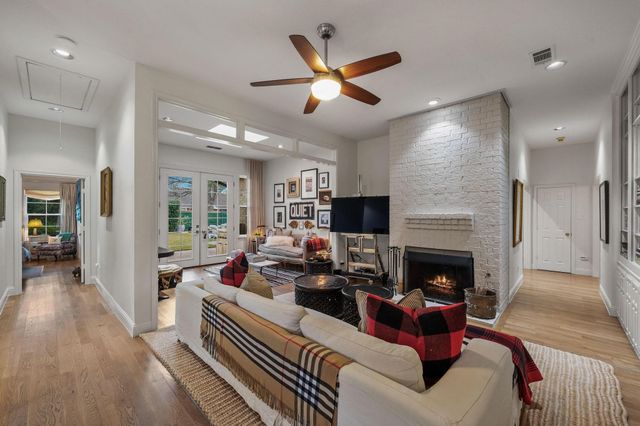 1747 Crescent Lane, Duncanville, TX 75137