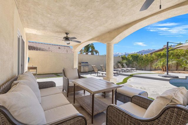 31115 Whispering Palms Trail, Cathedral City, CA 92234