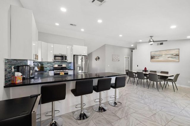 31115 Whispering Palms Trail, Cathedral City, CA 92234