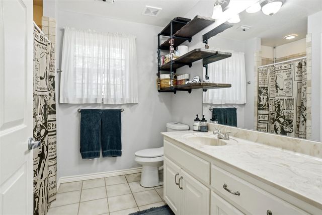 211 Spring Valley Road, Paradise, TX 76073