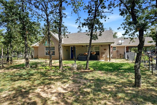 211 Spring Valley Road, Paradise, TX 76073