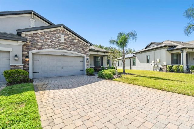 19325 HAWK VALLEY DRIVE, Tampa, FL 33647