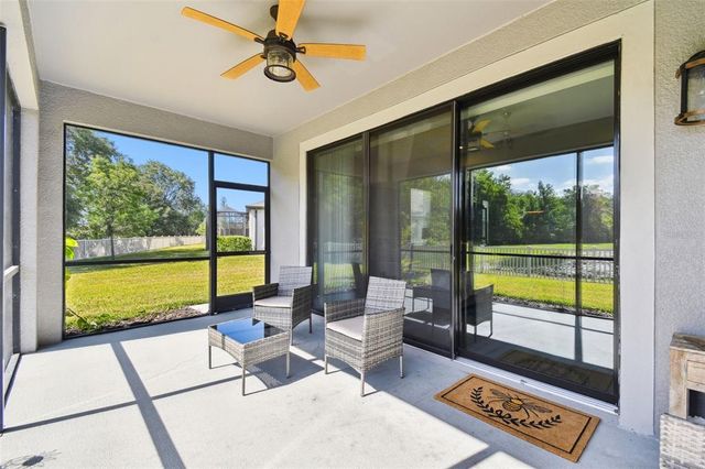 19325 HAWK VALLEY DRIVE, Tampa, FL 33647
