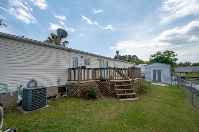 8629 Bragg Dr., Myrtle Beach, SC 29588