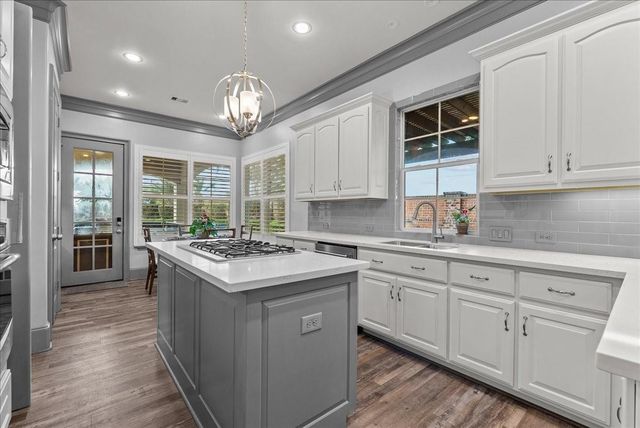 1304 Sailaway Drive, League City, TX 77573