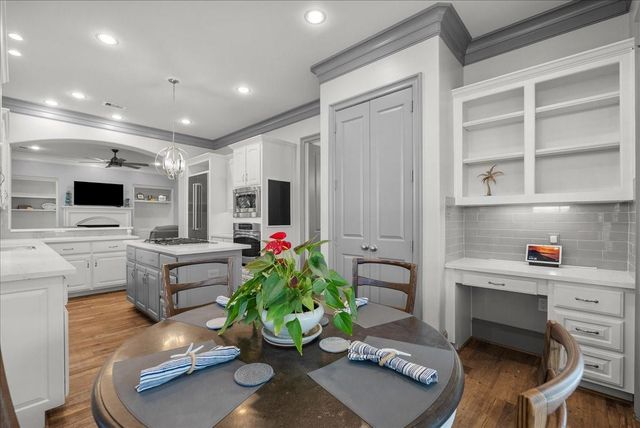 1304 Sailaway Drive, League City, TX 77573