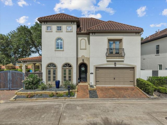 1304 Sailaway Drive, League City, TX 77573
