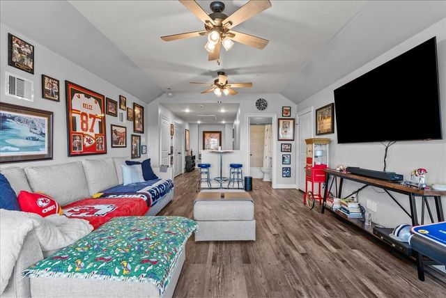 1304 Sailaway Drive, League City, TX 77573