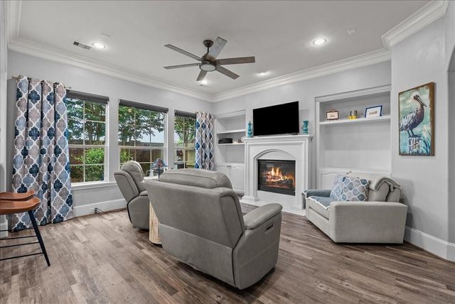 1304 Sailaway Drive, League City, TX 77573