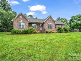 153 Rosey Lane, Rutherfordton, NC 28139