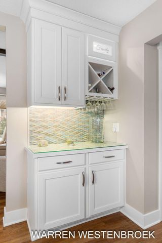 600 W Alice Avenue, Zeeland, MI 49464