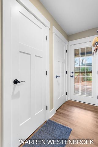 600 W Alice Avenue, Zeeland, MI 49464