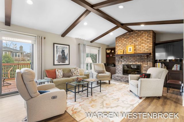 600 W Alice Avenue, Zeeland, MI 49464