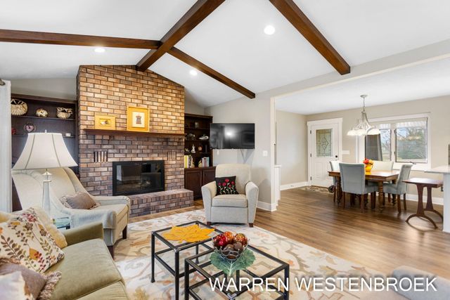 600 W Alice Avenue, Zeeland, MI 49464