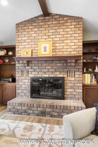 600 W Alice Avenue, Zeeland, MI 49464