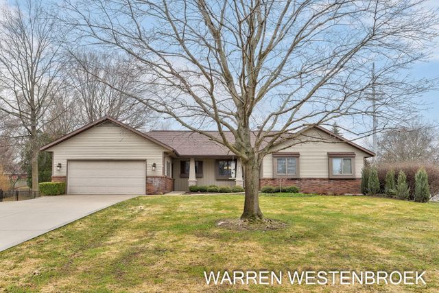 600 W Alice Avenue, Zeeland, MI 49464