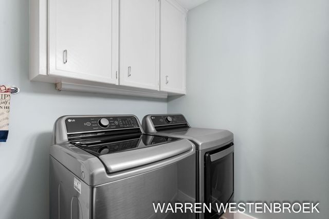 600 W Alice Avenue, Zeeland, MI 49464