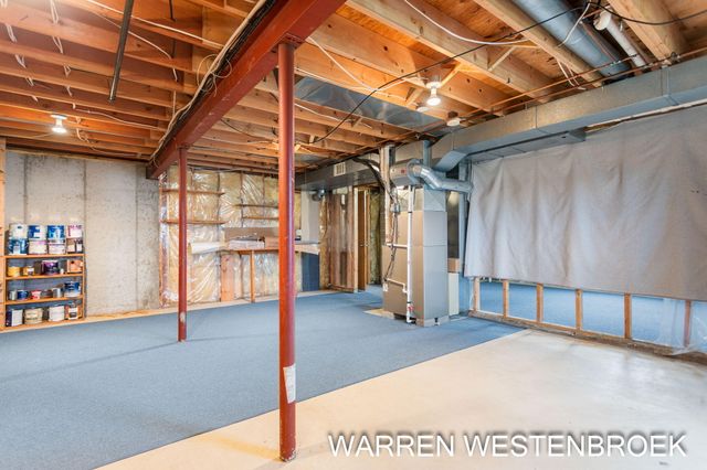 600 W Alice Avenue, Zeeland, MI 49464