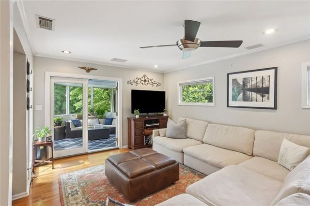 3871 Hillcrest SE Drive, Smyrna, GA 30080