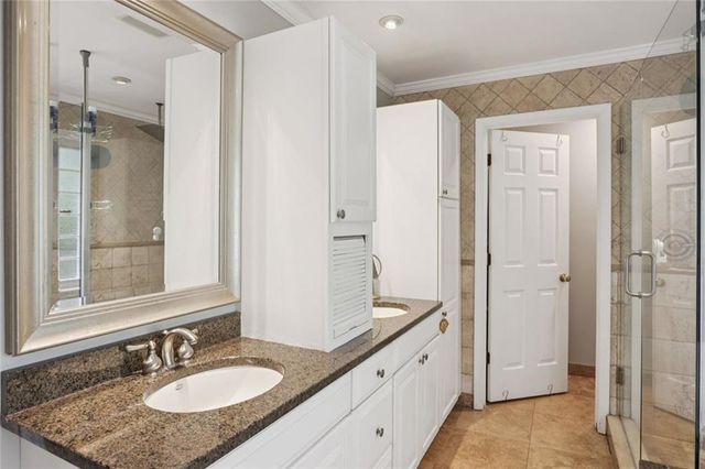 3871 Hillcrest SE Drive, Smyrna, GA 30080