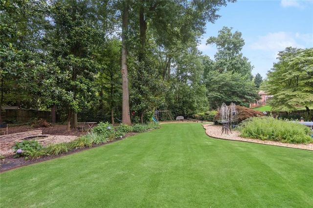 3871 Hillcrest SE Drive, Smyrna, GA 30080