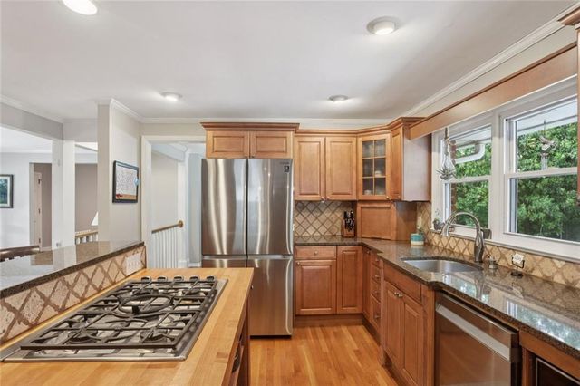 3871 Hillcrest SE Drive, Smyrna, GA 30080