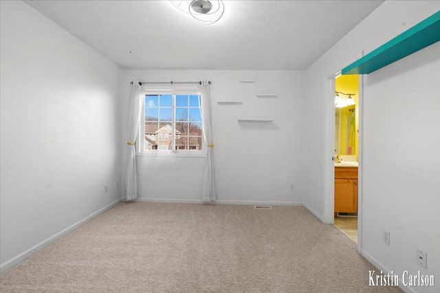 975 Dogwood Meadows Se, Ada Twp, MI 49301