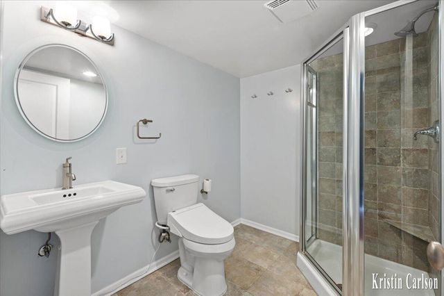 975 Dogwood Meadows Se, Ada Twp, MI 49301