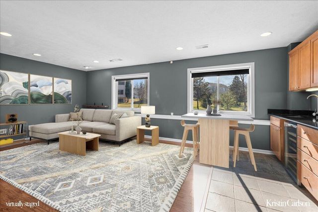 975 Dogwood Meadows Se, Ada Twp, MI 49301