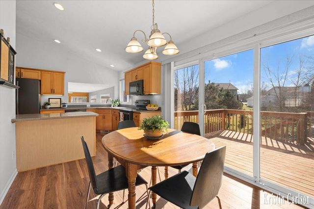 975 Dogwood Meadows Se, Ada Twp, MI 49301