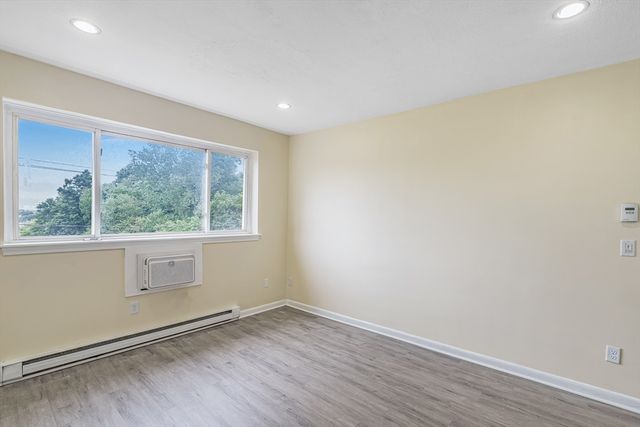 256 Parker Hill Ave 13, Boston, MA 02120