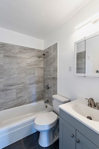 256 Parker Hill Ave 13, Boston, MA 02120