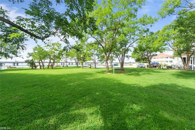 1015 Little Bay AVE, Norfolk, VA 23503