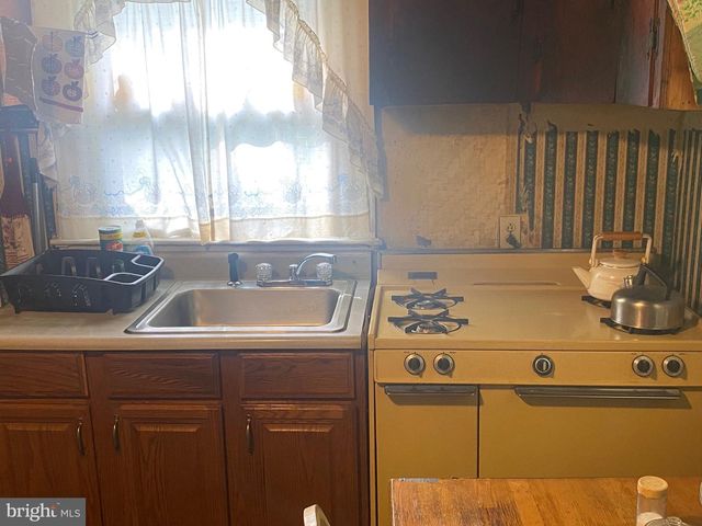 1101 W 6TH ST, Laurel, DE 19956