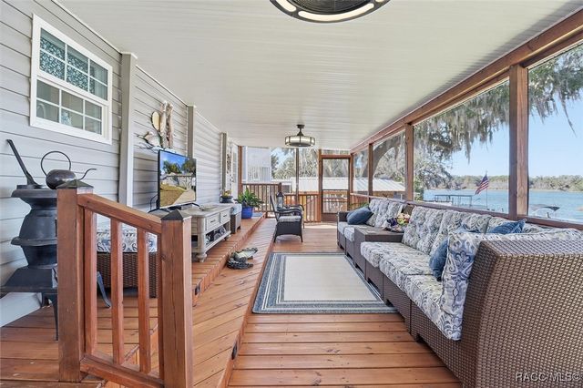 4160 N Bluewater Drive, Hernando, FL 34442