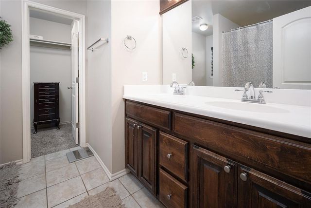 13300 SW 4th Street, Yukon, OK 73099