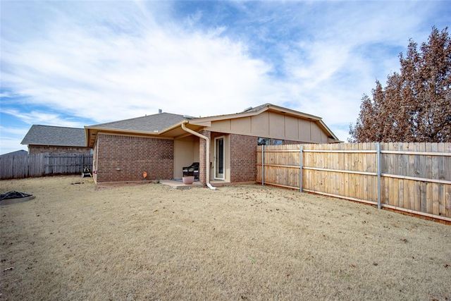 13300 SW 4th Street, Yukon, OK 73099